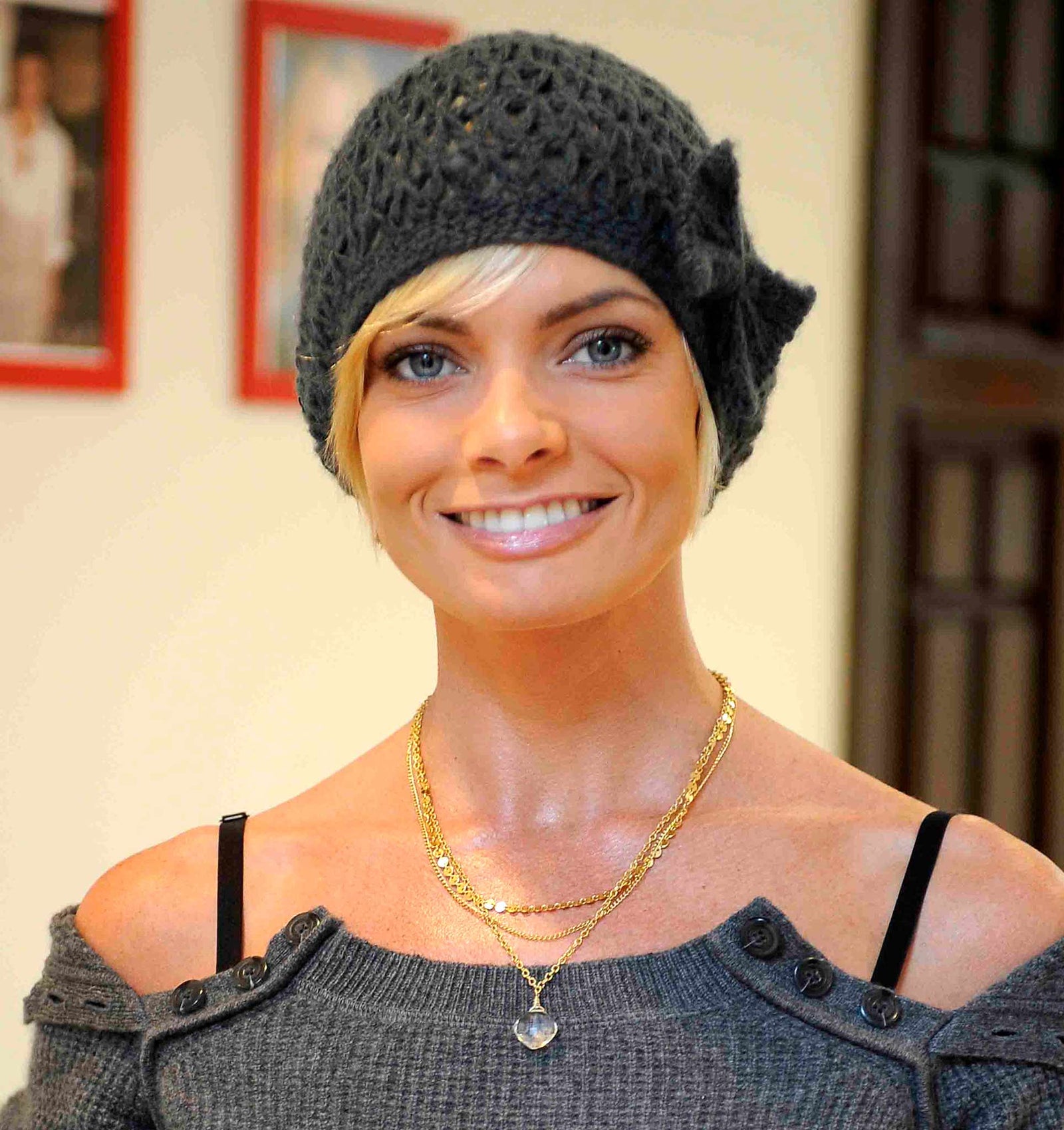 photo of Jaime Pressly wearing three-part shari wacks necklace with crystal quartz drop